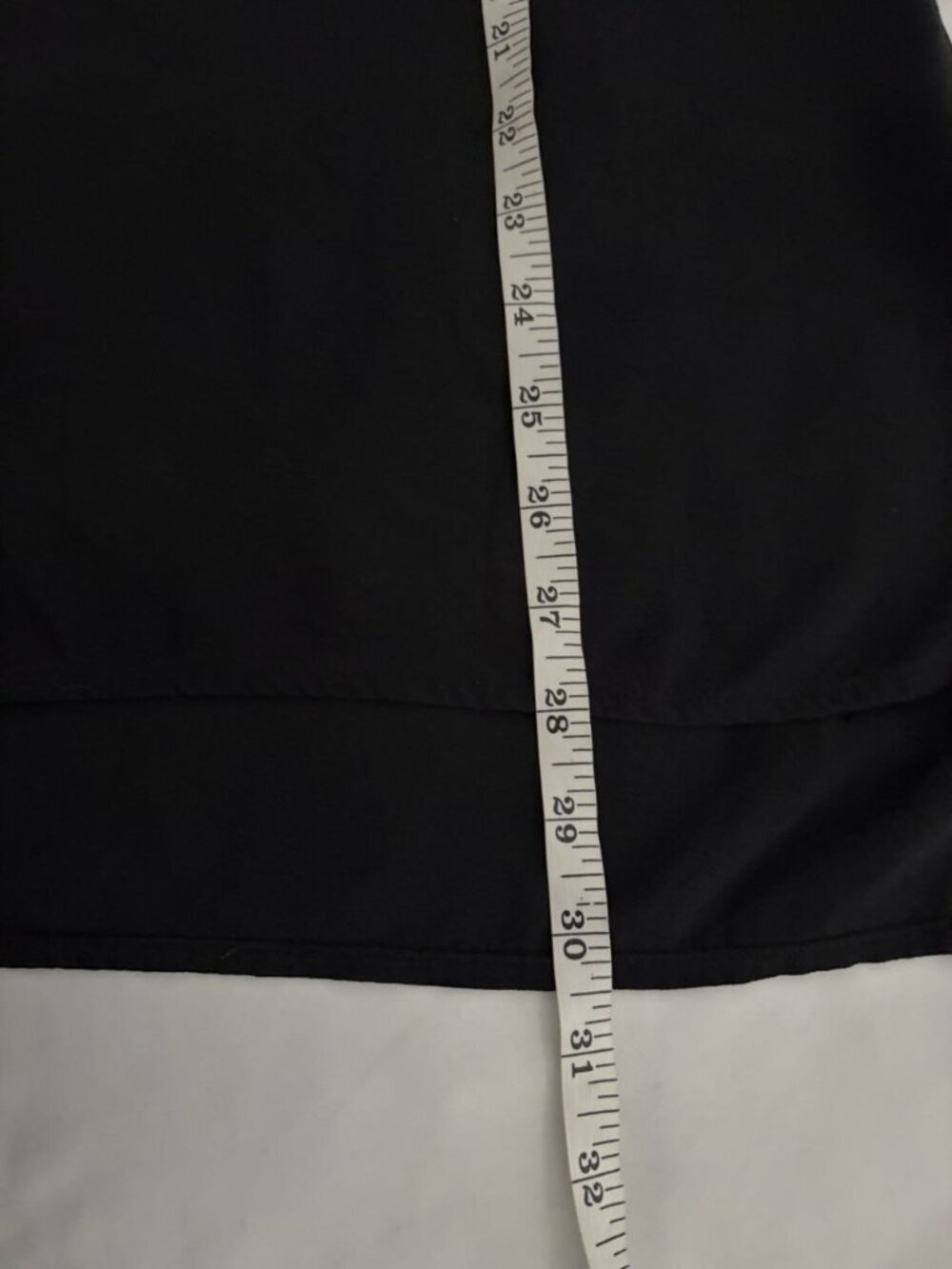 Eileen Fisher Women’s Black Sleeveless Tunic Top 100% Silk Size XS - Picture 6 of 6
